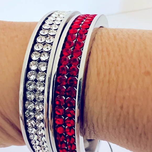 Vintage Swarovski Bangle in Silver - Picture 11 of 11